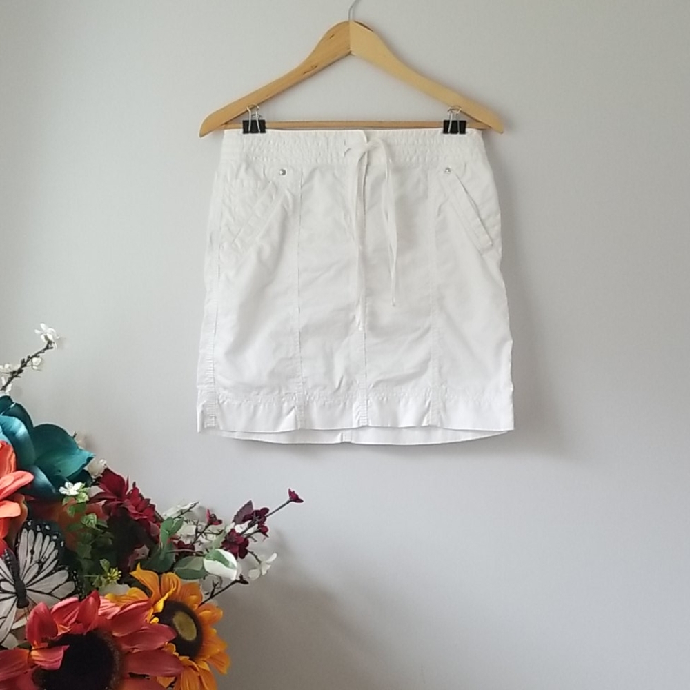 Loft true white casual drawstring skirt 0/ 26- 28